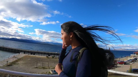 Bariloche'deki bu genç backpacker'ın yardımına ihtiyacı var.