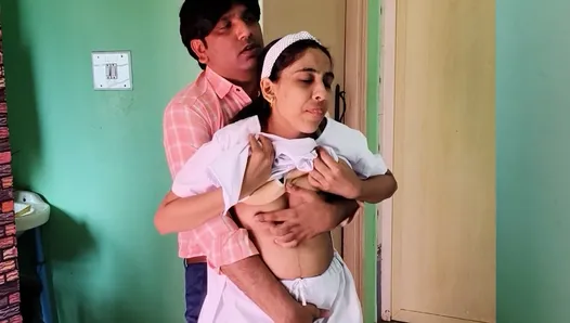 Hint genç Bakire kolej kız sahip olan Anal seks ile ona komşu için the ilk zaman