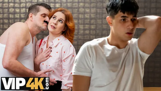 VIP4K. Sıkı amımı Bay Bıyığa vermeye dayanamadım!