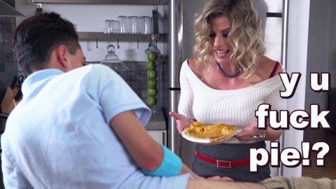 BANGBROS - Juan El Caballo, Cory Chase Gibi Ateşli Bir Üvey Anneye Sahip Olduğu İçin Minnettar Olmalı!